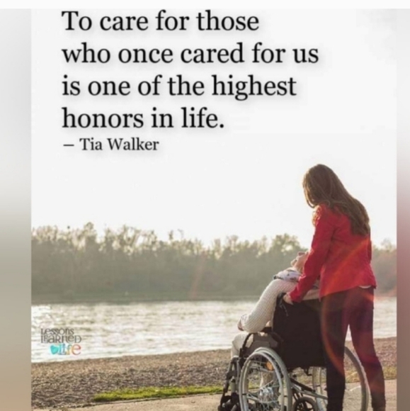 Vtg  Emerald Kool Aid Style Green Round Glass Pitcher EUC - Picture 13 of 14